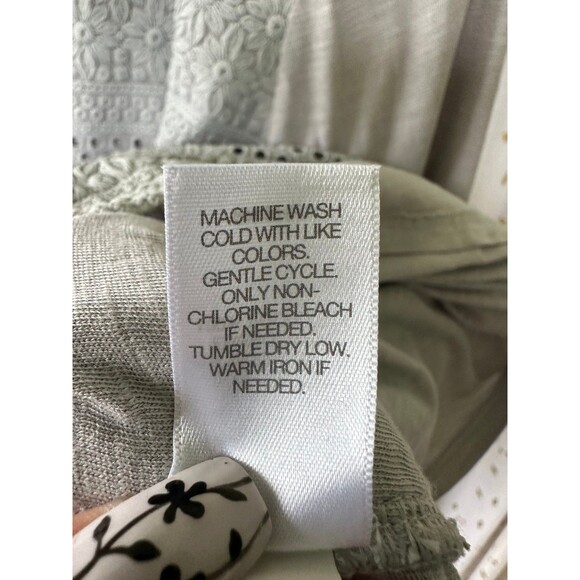 J. Jill Embroidered Eyelet Applique Lace Crochet Knit Tunic Blouse Petite M - Picture 8 of 9